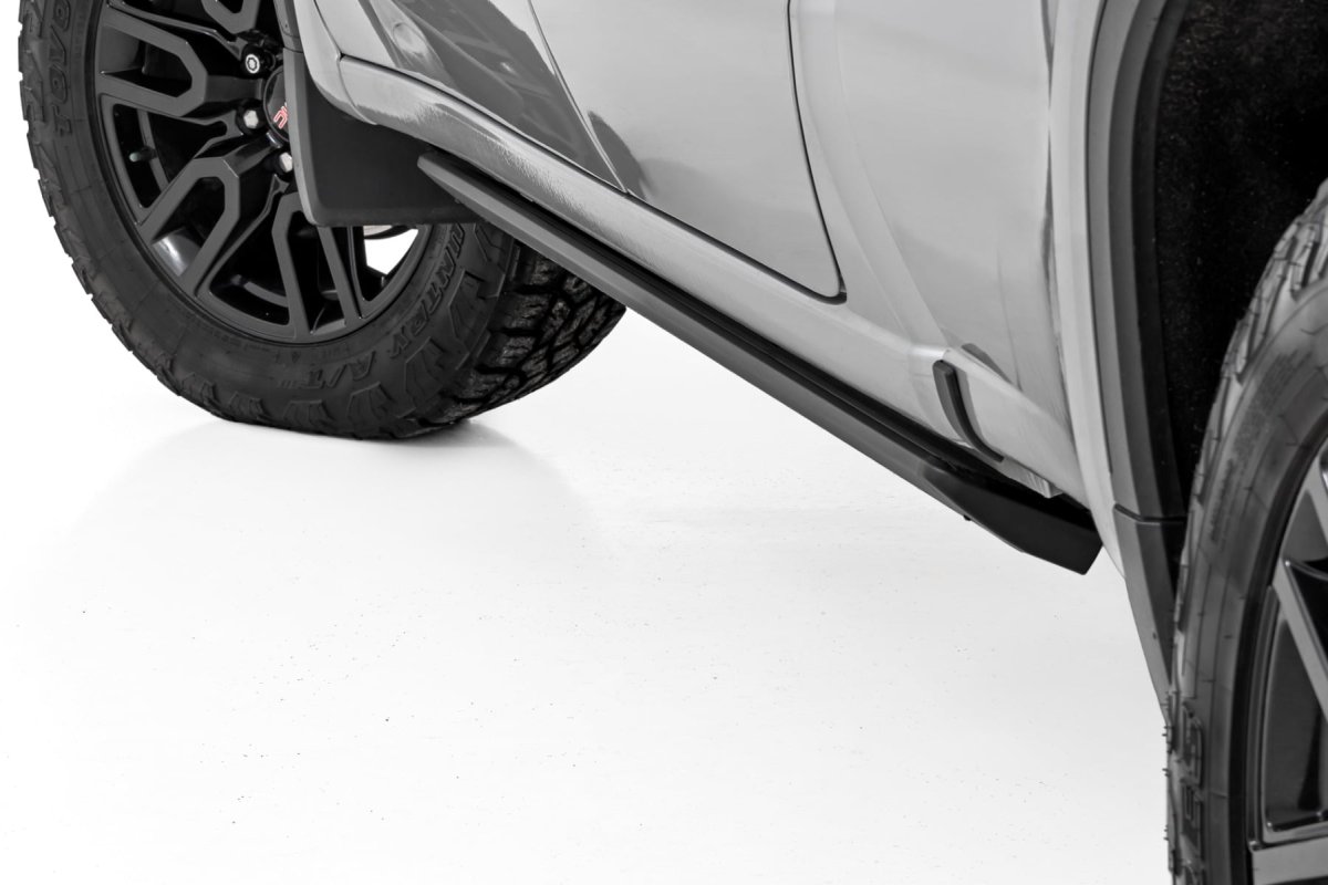 Chevy Silverado 3500 HD Power Running Boards - Rough Country - 6-Inch All-Season Aluminum Boards - '20-'26